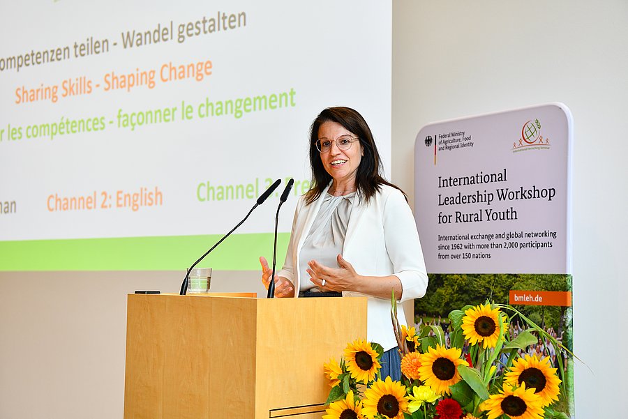  Martina Englhardt-Kopf, Parlamentarische Staatssekretärin (BMLEH)